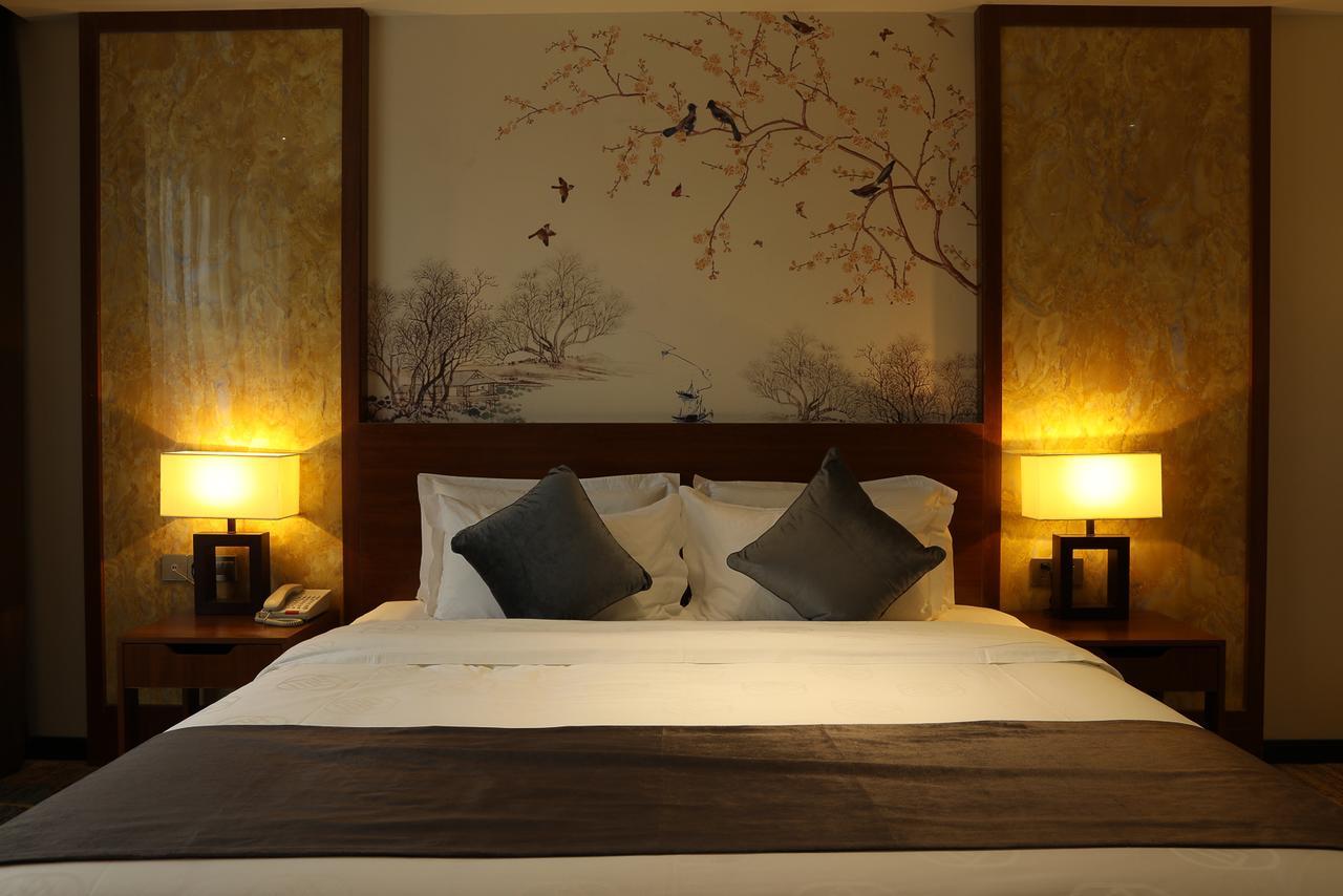 Zhi Hui Tang Feng Ze Hotel Chengdu Exterior photo